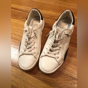 Dolce Vita Zina sneakers, size 7